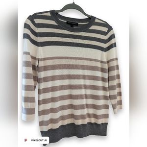 Women's Banana Republic lightweight 3/4 sleeve sweater